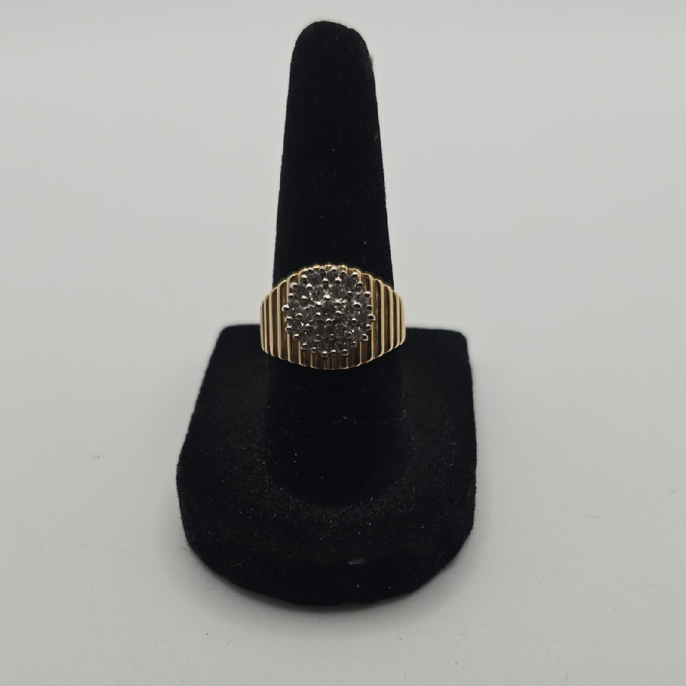 14k Gold Diamond Cluster Ring